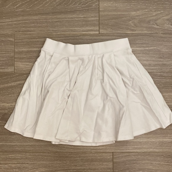 forever 21 skater skirt - Picture 4 of 4